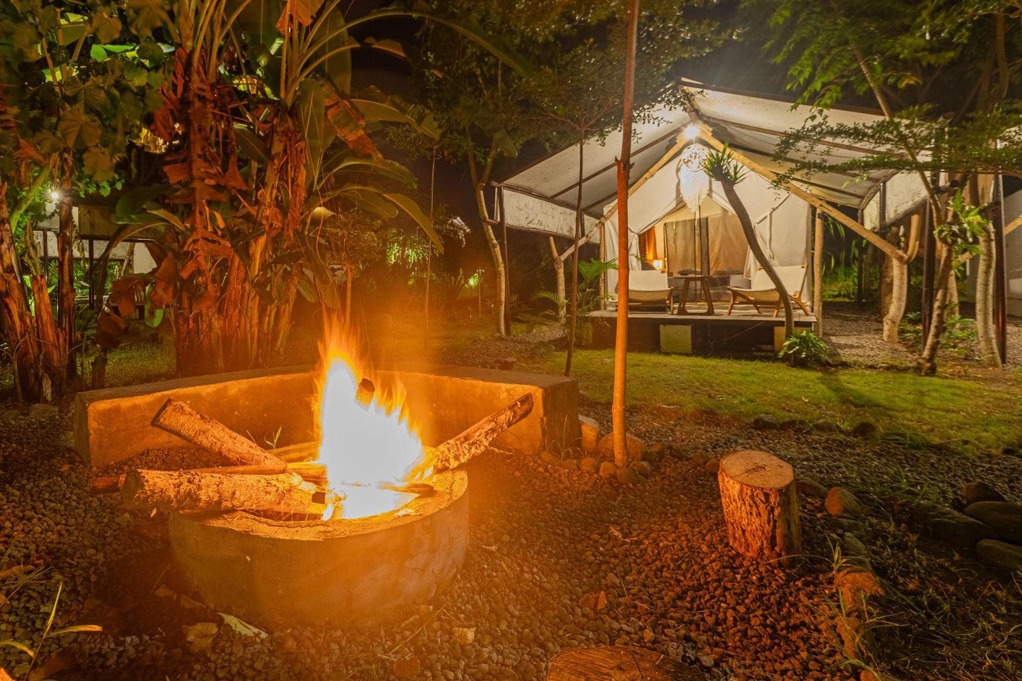Camani Glamping Hotel Karangasem  Exterior photo